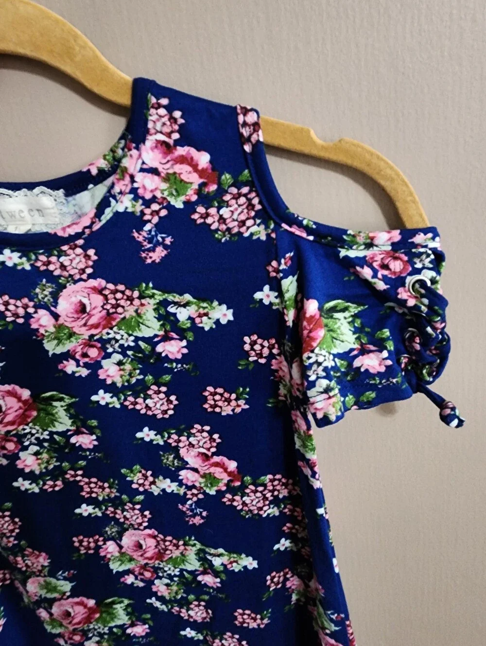 Boho Floral Cold Shoulder Dress |‎ btween | 10 Girls